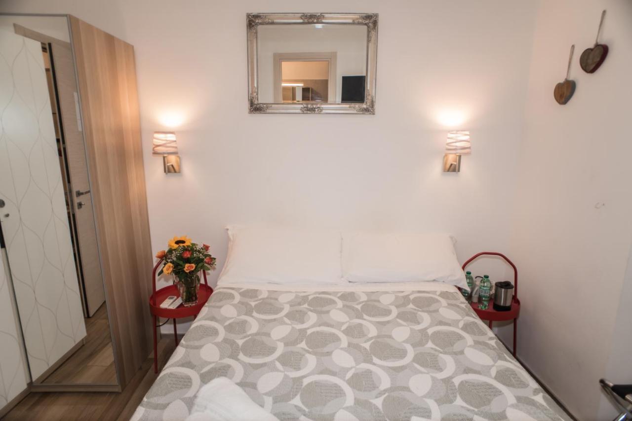 Mole Adriana Guest House Рим Екстер'єр фото
